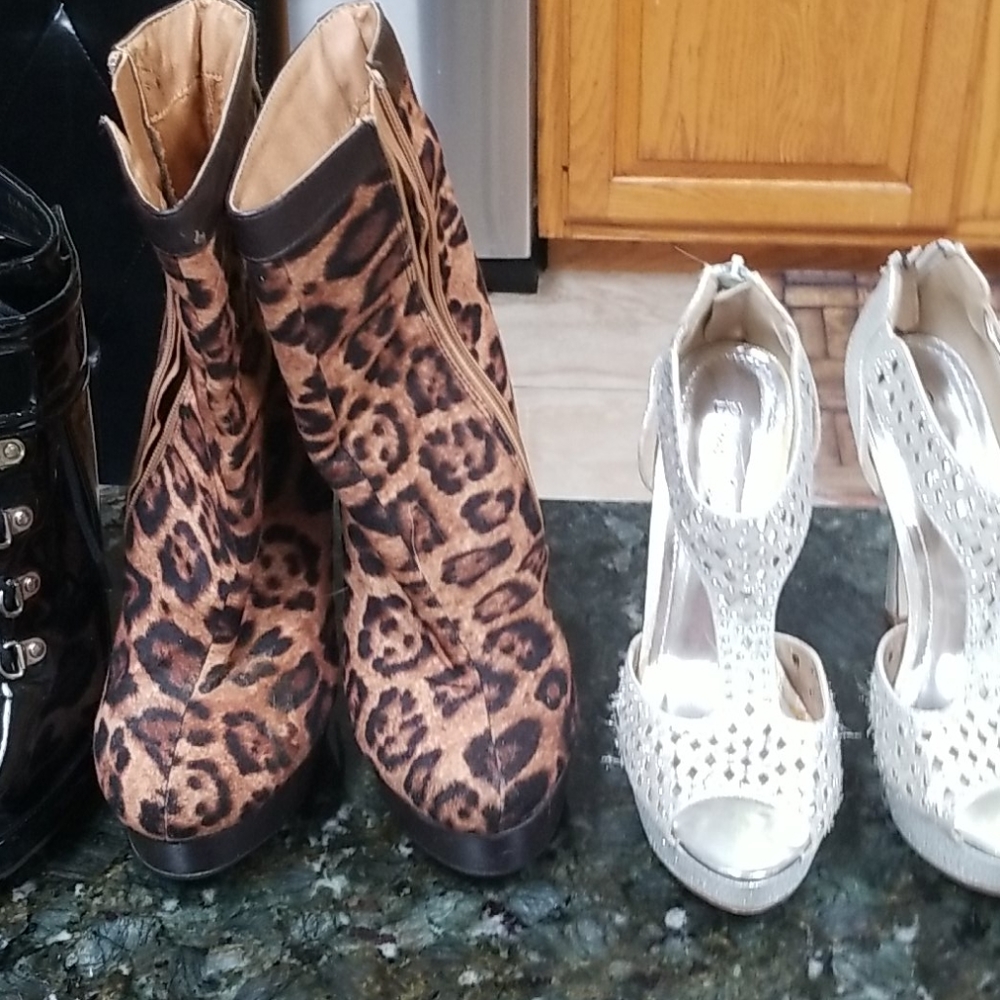 Women size 6 to 61/2 high heel fashion s